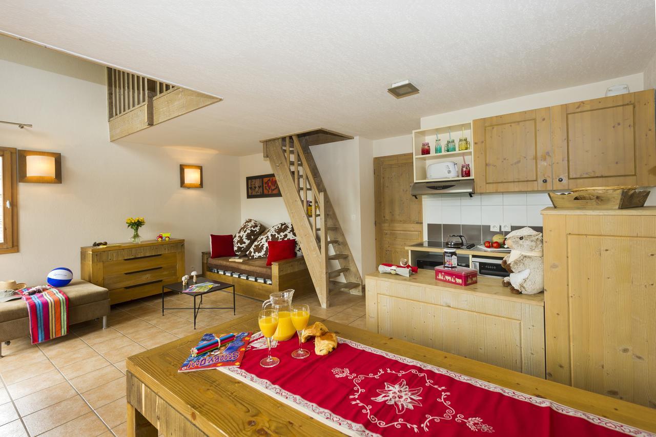 Residence Goelia Les Chalets De Wengen ラ・プラーニュ エクステリア 写真